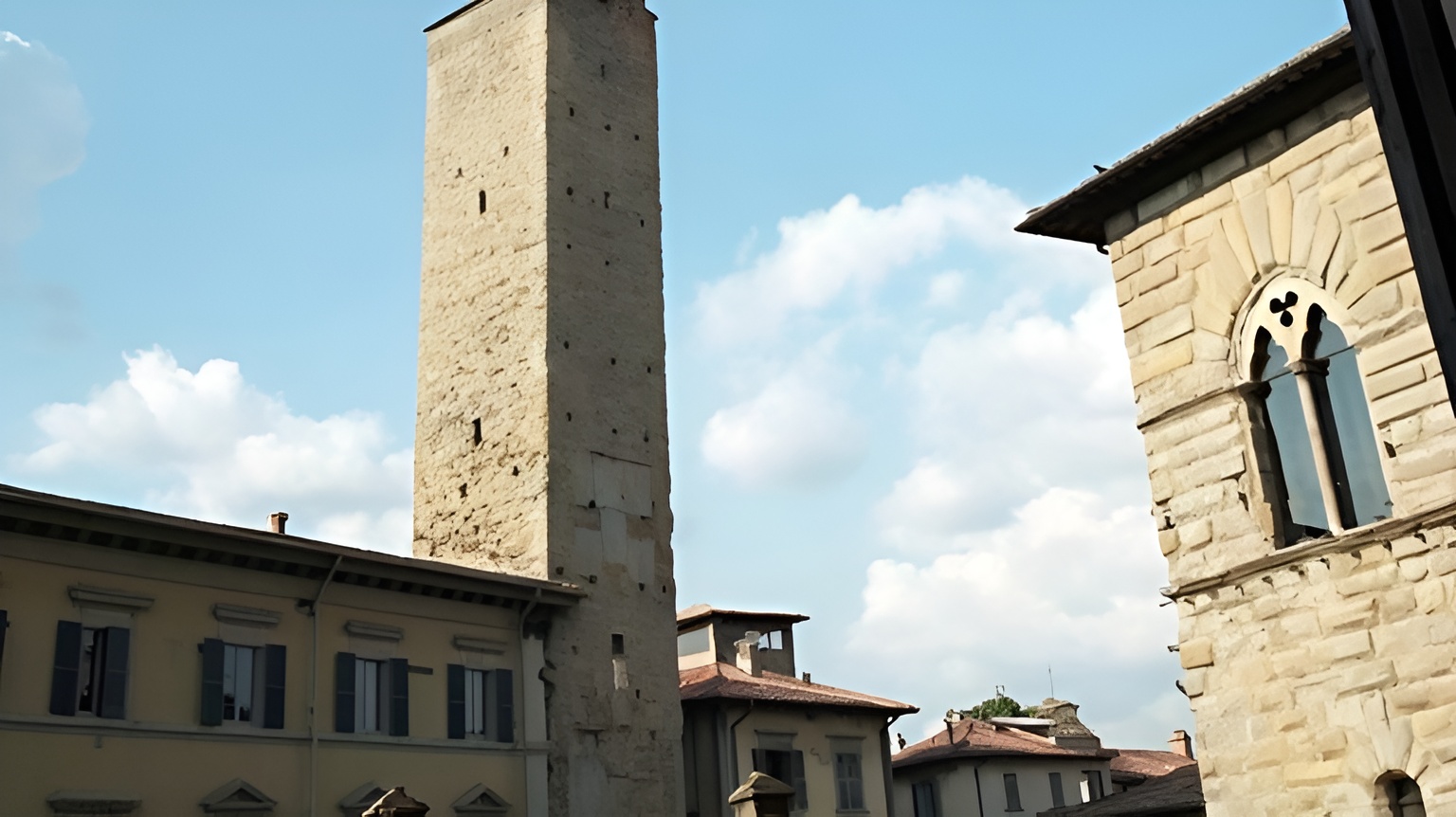 la torre civica simbolo cittadino